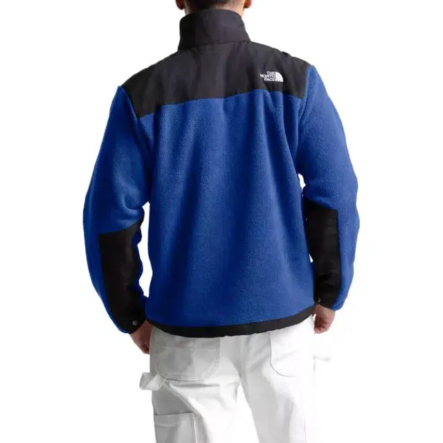 THE NORTH FACE Men's'95 Retro Denali Jacket Logo