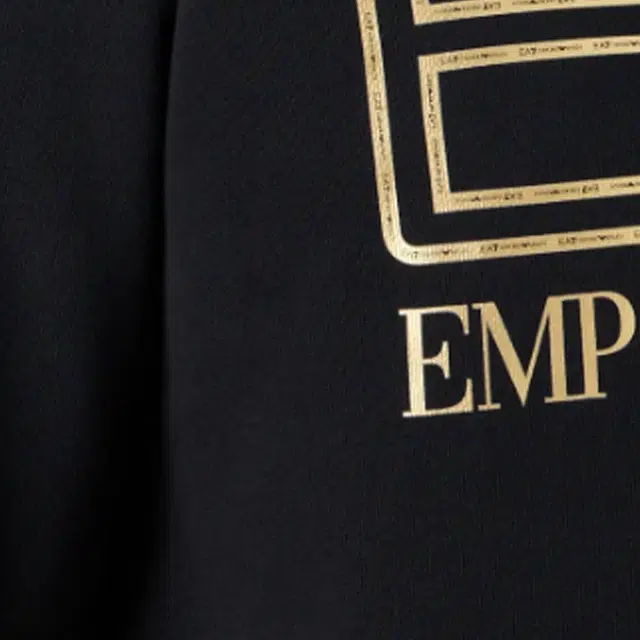 EMPORIO ARMANI FW23 EA7 Logo