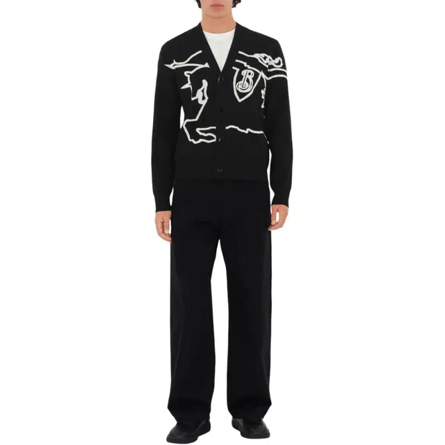 Burberry FW24 V