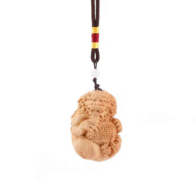 天纵 有求必应创意吉祥物复古风  雕刻招财貔貅抱球国潮 柏木 木作把件 男女同款情侣款