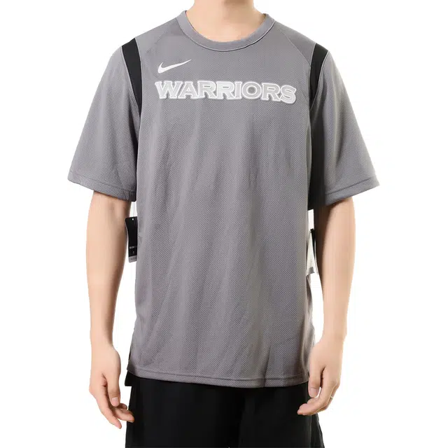 Nike T
