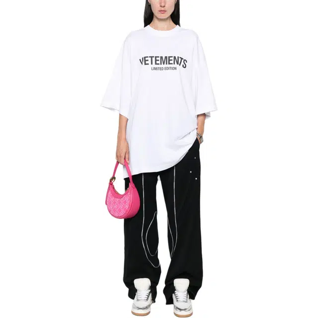 Vetements FW24 T