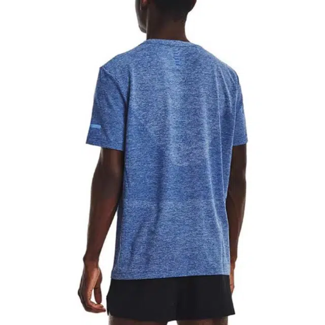 Under Armour T