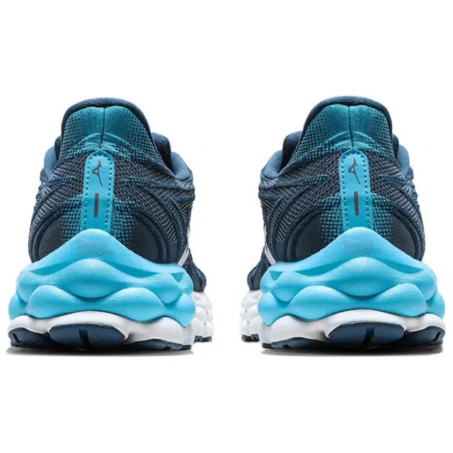 Mizuno WAVE SKY 8 Y2k