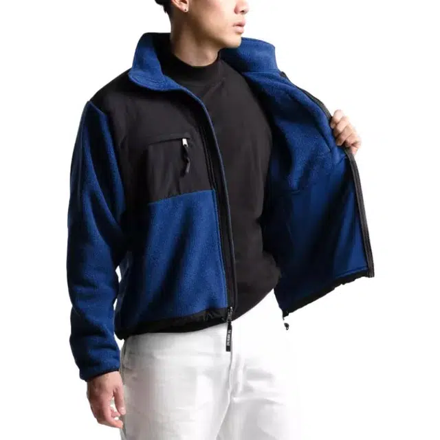 THE NORTH FACE Men's'95 Retro Denali Jacket Logo