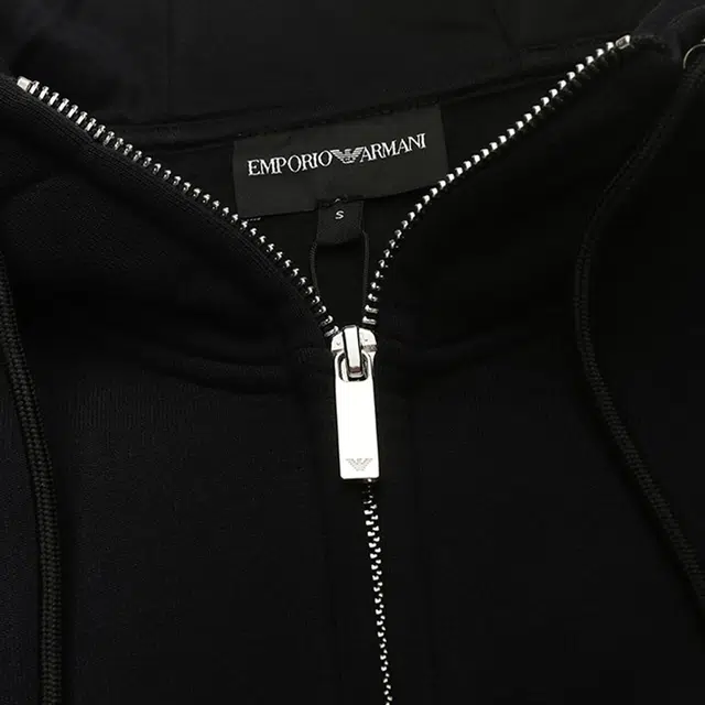 EMPORIO ARMANI