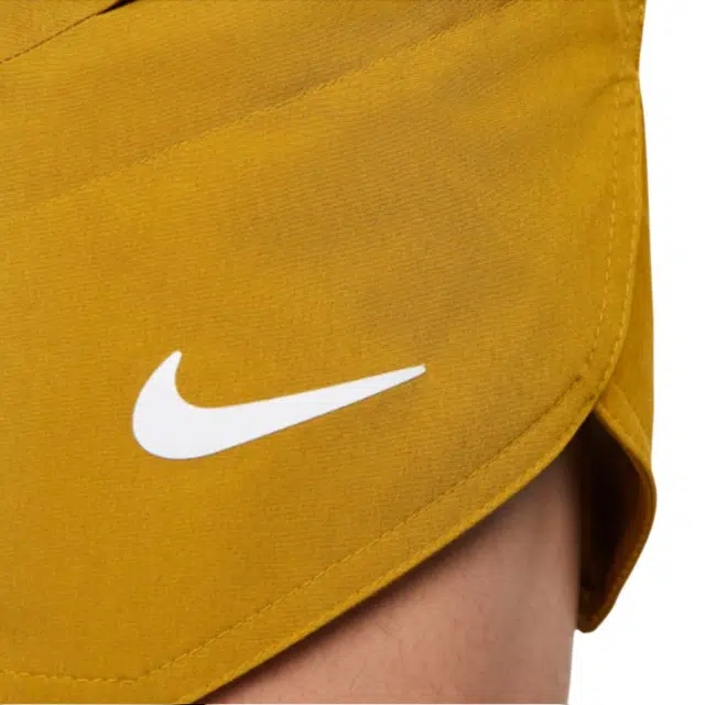 Nike Court Dri-FIT Advantage Logo