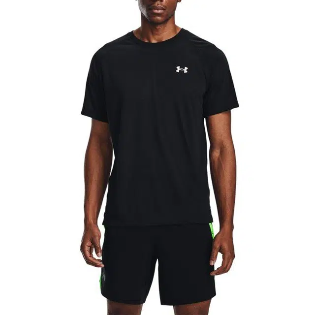 Under Armour T