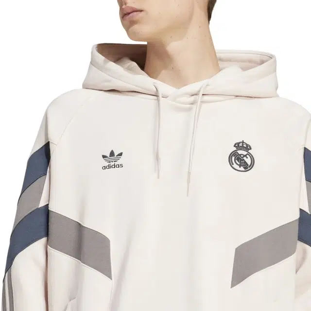 adidas originals lifestyile logo