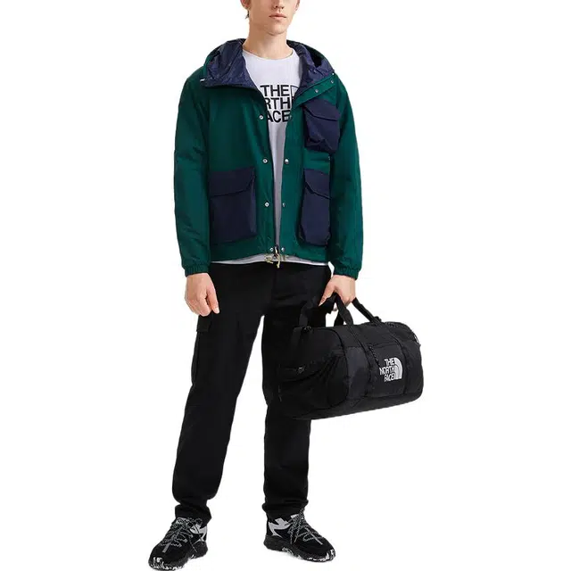 THE NORTH FACE