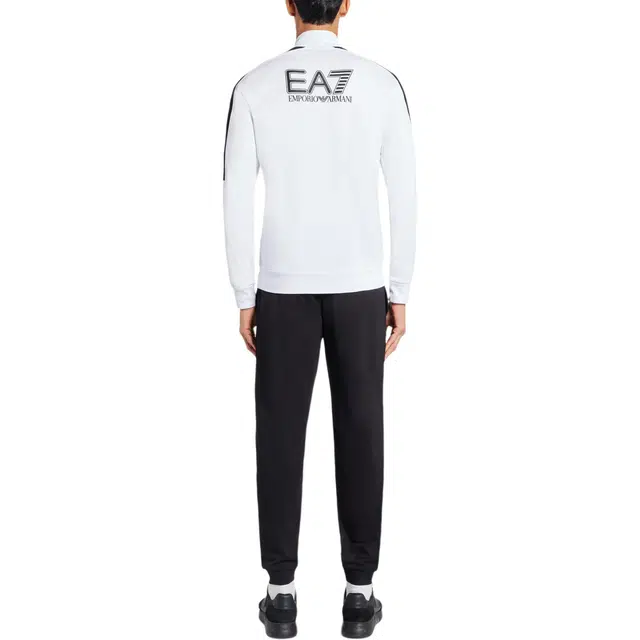 EMPORIO ARMANI EA7 SS24 Logo