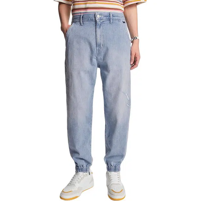 Lee