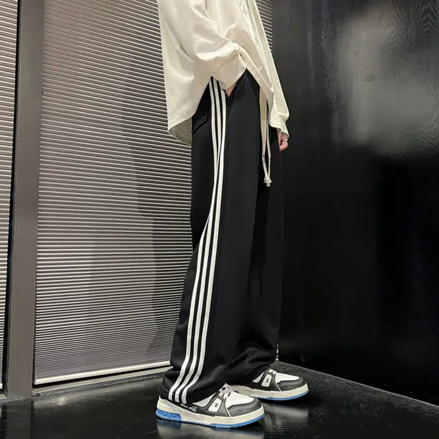 ZONEiD