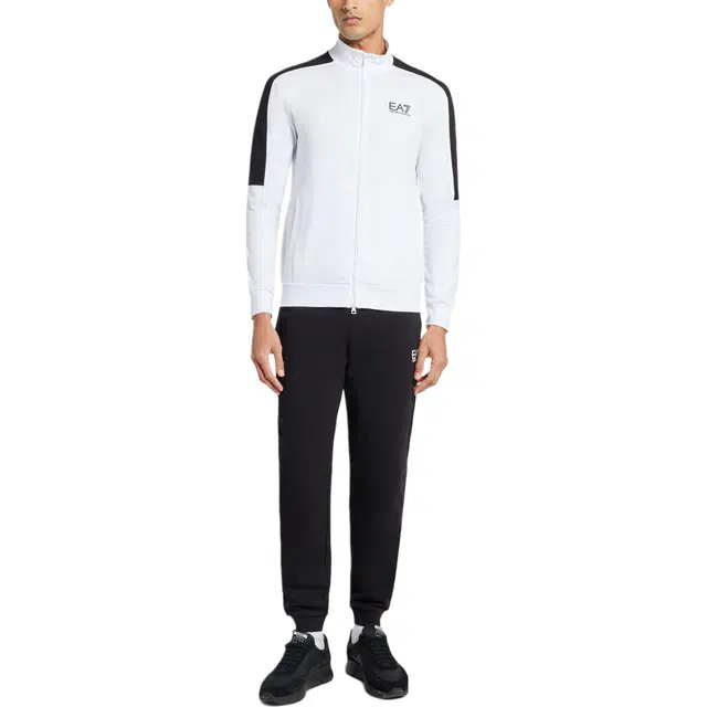 EMPORIO ARMANI EA7 SS24 Logo