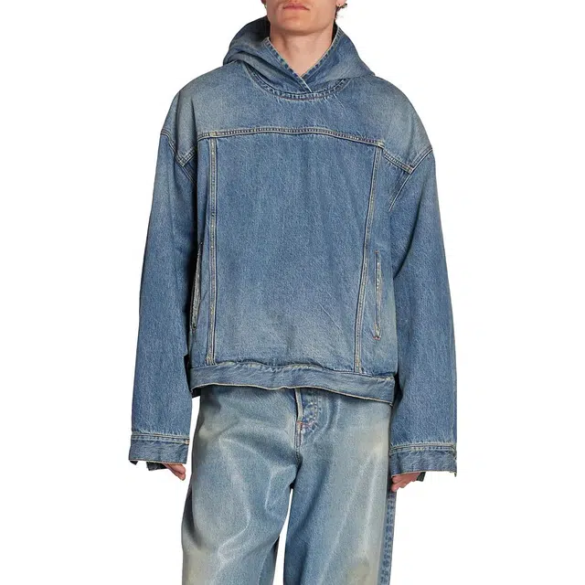 Balenciaga FW22