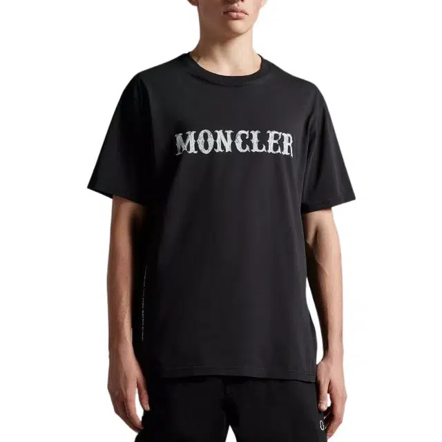 Moncler FW22 T