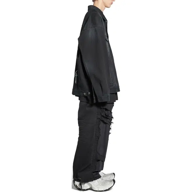 Balenciaga FW24 Logo