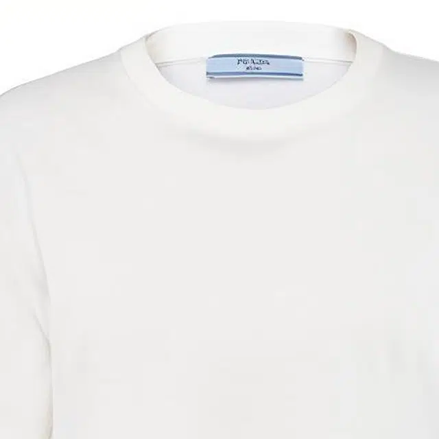 PRADA T