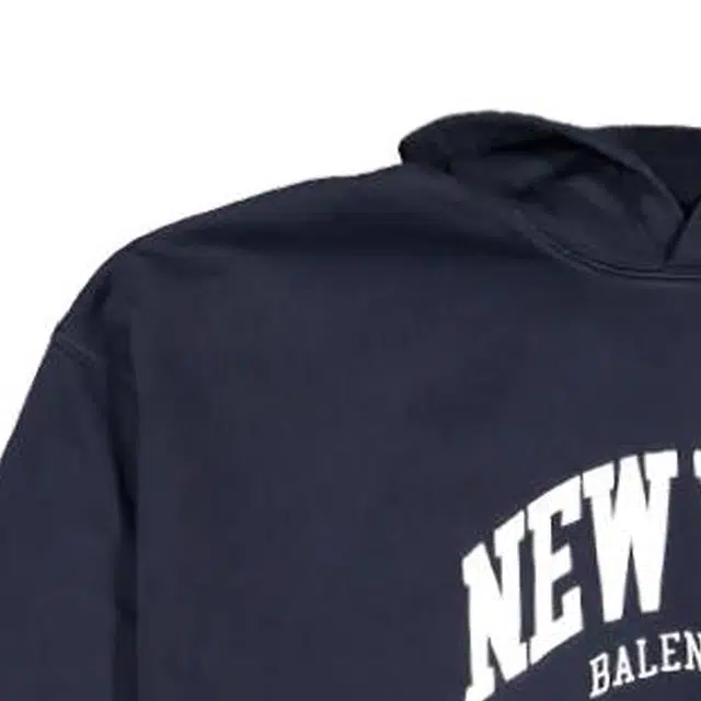 Balenciaga FW22