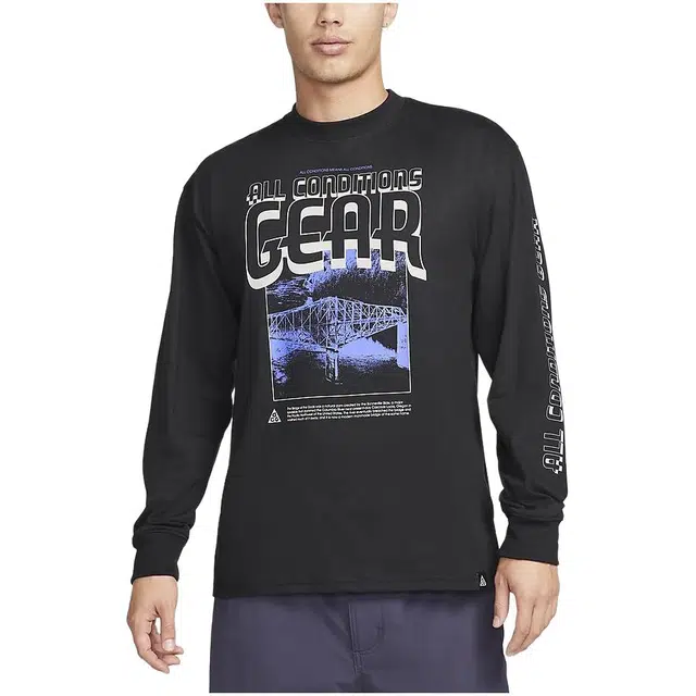 Nike ACG T