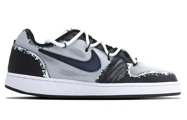 Nike EBERNON SSS