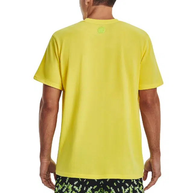 Under Armour T