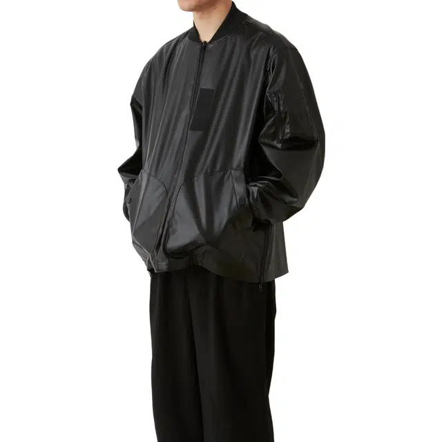 White Mountaineering