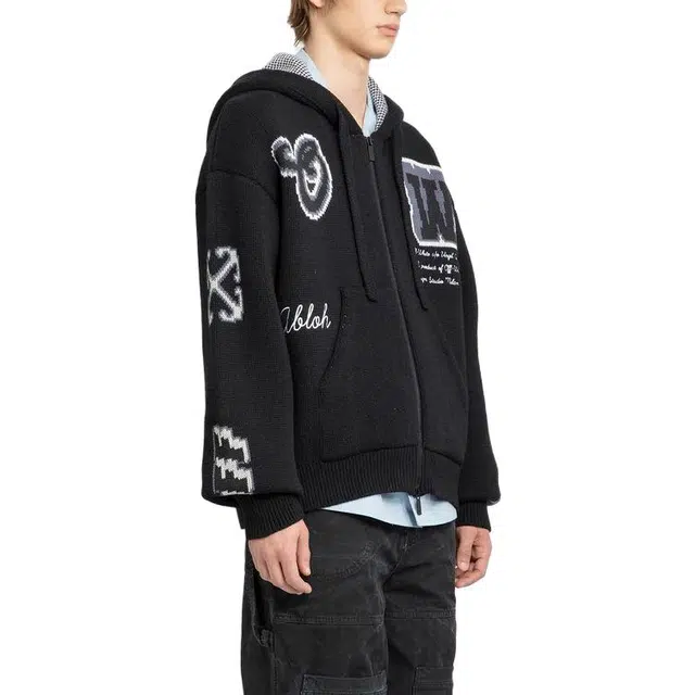 OFF-WHITE