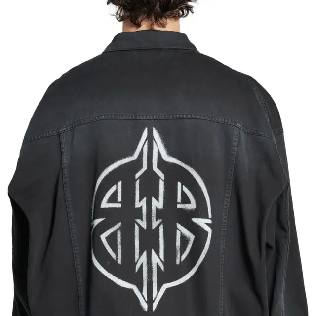 Balenciaga FW24 Logo