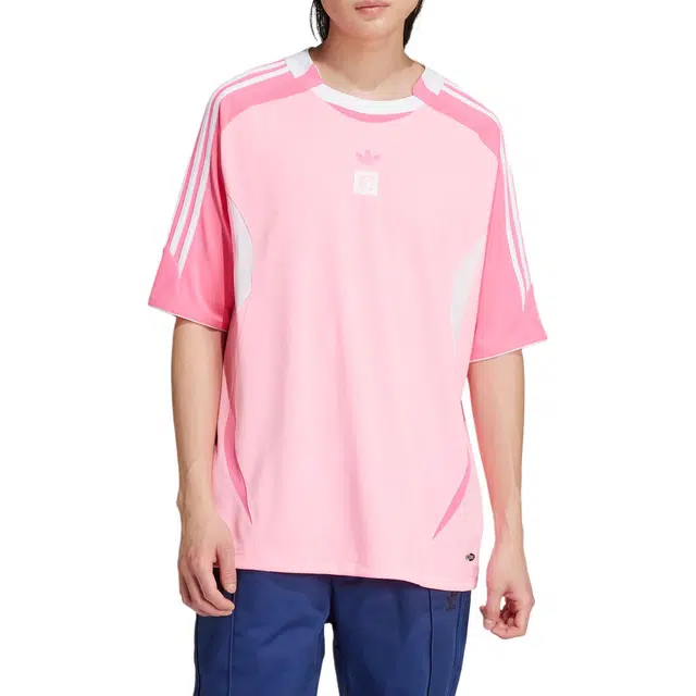 adidas originals x NTS RADIO LogoT