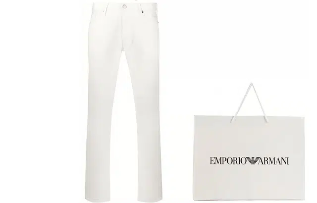 EMPORIO ARMANI SS22 Logo