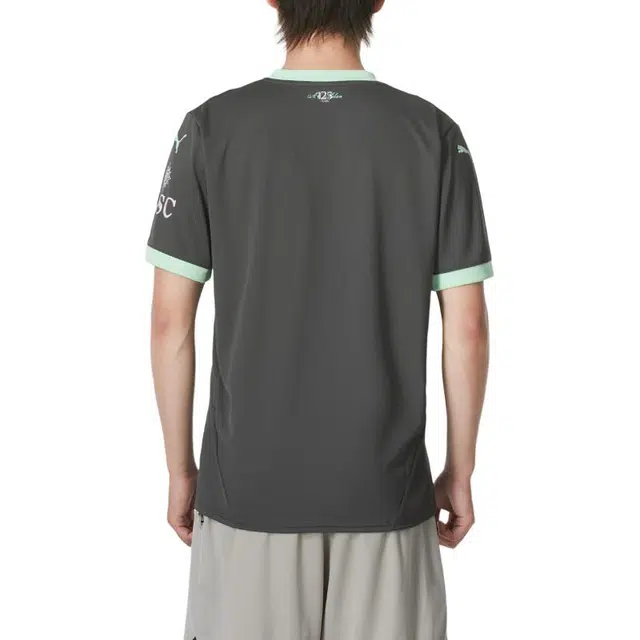PUMA T