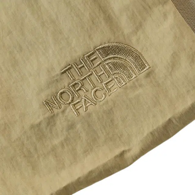 THE NORTH FACE Logo