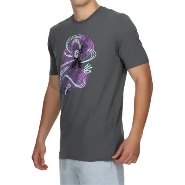 Under Armour T