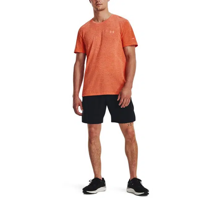 Under Armour T