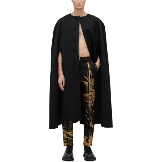 Alexander McQueen Evening Cape In Black