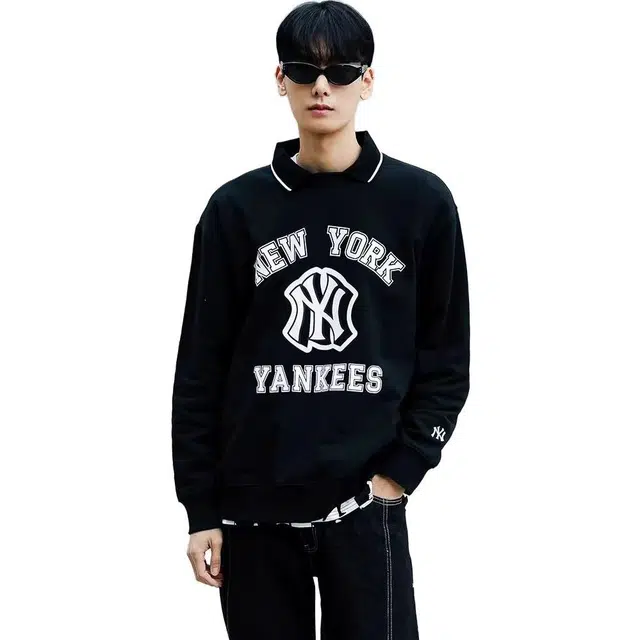 MLB