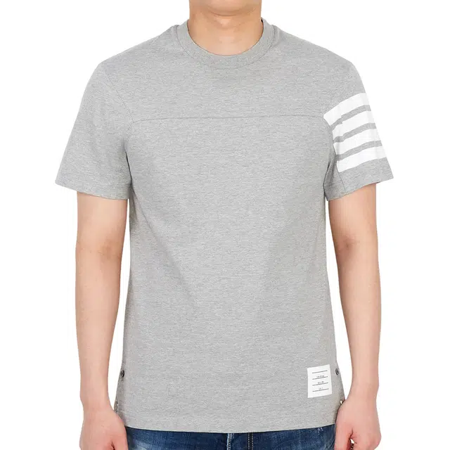 THOM BROWNE T