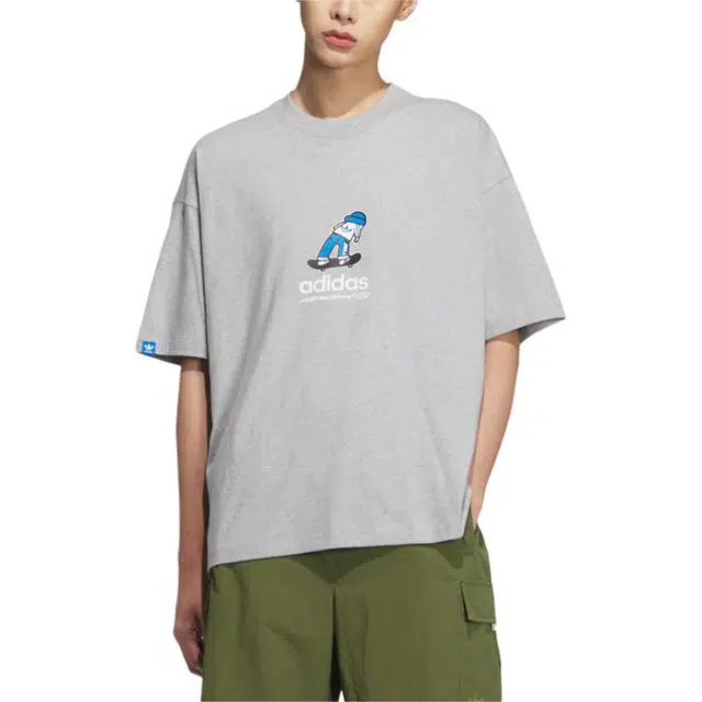 adidas originals CITY SKATE SHORT SLEEVE LogoT