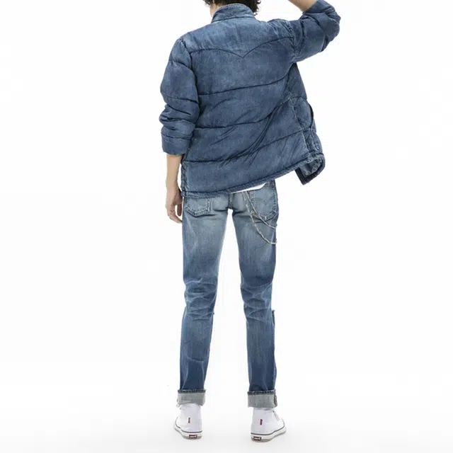 levis