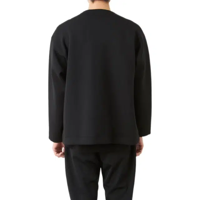White Mountaineering V