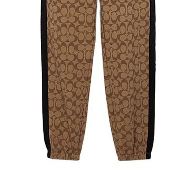 COACH FW22 Logo