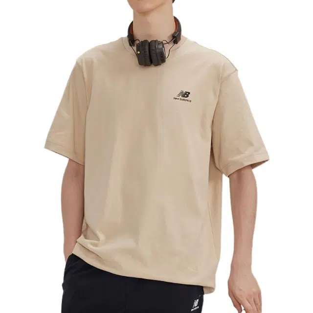 New Balance IU T