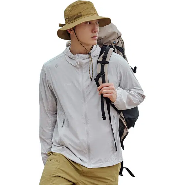 探路者 纯色连帽透气舒适 透气防紫外线防晒服 男款 山影灰