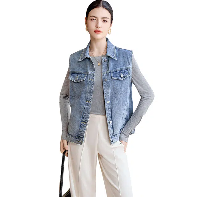 她池 学院风双插兜翻领单排扣短款马甲 女款 浅蓝色