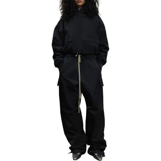 Fear of God Essentials Fall24 BACK TO SCHOOL Textured Nylon Field Pant BLACK