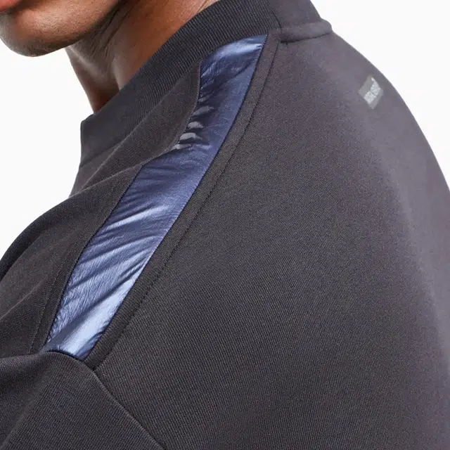 EMPORIO ARMANI EA7 FW24 Logo