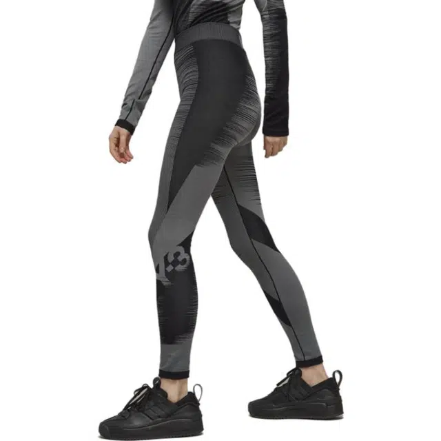 Y-3 W ENG Logo