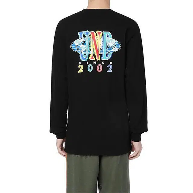 UNDEFEATED T