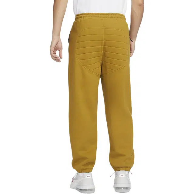 Nike Sportswear Therma-FIT Tech Pack